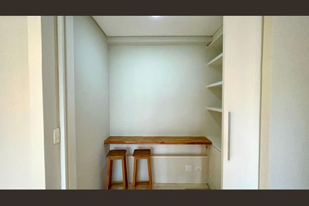 Apartamento para alugar com 90m², 2 quartos e 1 vagaEscritório