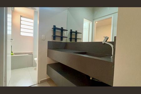 Apartamento para alugar com 90m², 2 quartos e 1 vagaBanheiro Social