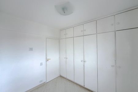 Apartamento à venda com 40m², 1 quarto e 1 vagaQuarto