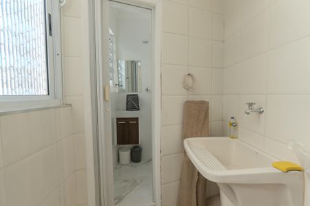 Apartamento para alugar com 123m², 2 quartos e 1 vaga Apartamento para alugar com 123m², 2 quartos e 1 vagaÁrea de Serviço