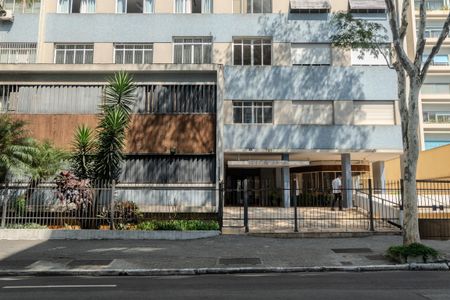 Apartamento para alugar com 123m², 2 quartos e 1 vaga Apartamento para alugar com 123m², 2 quartos e 1 vagaFachada
