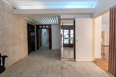 Apartamento para alugar com 123m², 2 quartos e 1 vaga Apartamento para alugar com 123m², 2 quartos e 1 vagaHall de entrada
