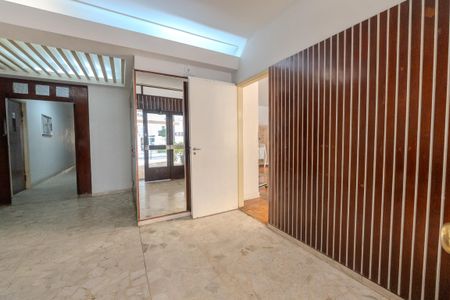 Apartamento para alugar com 123m², 2 quartos e 1 vaga Apartamento para alugar com 123m², 2 quartos e 1 vagaHall de entrada