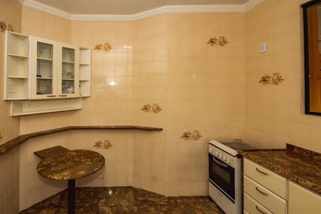 Casa à venda com 220m², 4 quartos e 2 vagasCozinha