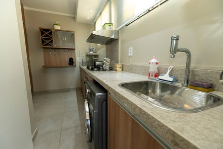 Apartamento para alugar com 75m², 3 quartos e 1 vagaÁrea de serviço