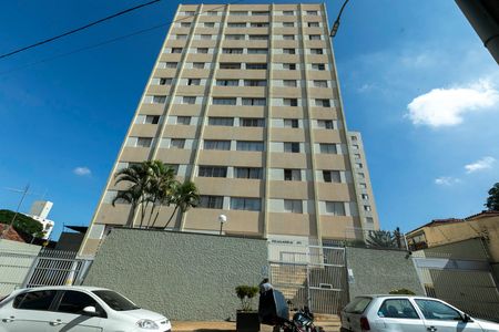 Apartamento para alugar com 75m², 3 quartos e 1 vagaFachada