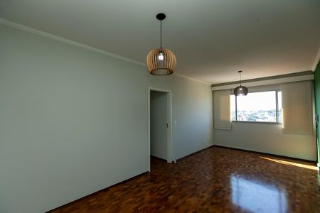 Sala de apartamento para alugar com 3 quartos, 75m² em Vila Jequitibás, Campinas