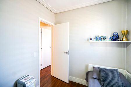 Quarto 01 de apartamento para alugar com 3 quartos, 70m² em Vila Esperança, São Paulo