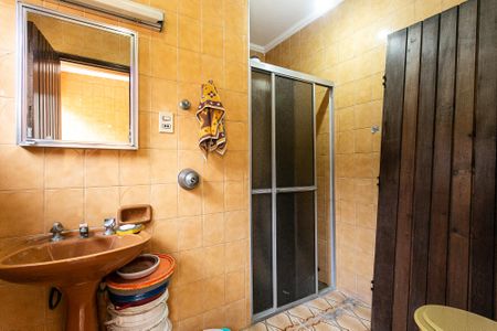 Casa à venda com 280m², 3 quartos e 3 vagasBanheiro de Serviço