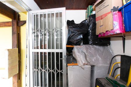 Casa à venda com 280m², 3 quartos e 3 vagasQuarto de Serviço