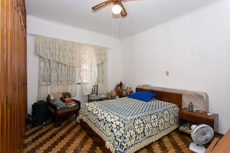 Casa à venda com 280m², 3 quartos e 3 vagasSuíte