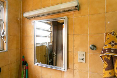 Casa à venda com 280m², 3 quartos e 3 vagasBanheiro de Serviço