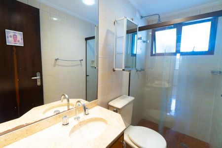 Apartamento à venda com 104m², 3 quartos e 2 vagas Apartamento à venda com 104m², 3 quartos e 2 vagasBanheiro Social