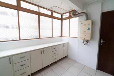 Apartamento à venda com 104m², 3 quartos e 2 vagas Apartamento à venda com 104m², 3 quartos e 2 vagasÁrea de Serviço