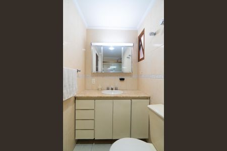 Apartamento à venda com 104m², 3 quartos e 2 vagas Apartamento à venda com 104m², 3 quartos e 2 vagasBanheiro da Suíte