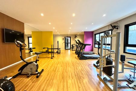 Apartamento para alugar com 28m², 1 quarto e sem vaga Apartamento para alugar com 28m², 1 quarto e sem vagaÁrea comum - Academia