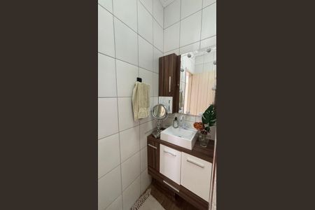 Casa para alugar com 85m², 2 quartos e 1 vaga Casa para alugar com 85m², 2 quartos e 1 vagaBanheiro