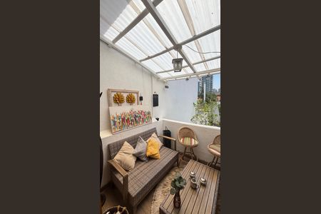 Casa para alugar com 85m², 2 quartos e 1 vaga Casa para alugar com 85m², 2 quartos e 1 vagaQuarto 1 Varanda