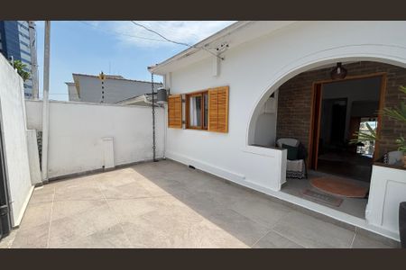 Casa para alugar com 85m², 2 quartos e 1 vaga Casa para alugar com 85m², 2 quartos e 1 vagaGaragem