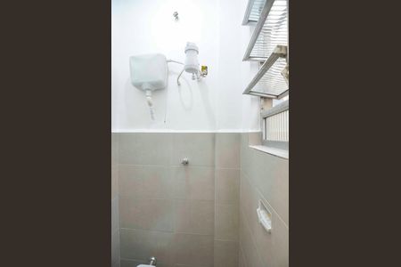Apartamento para alugar com 104m², 2 quartos e sem vaga Apartamento para alugar com 104m², 2 quartos e sem vagaBanheiro de Serviço
