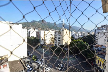 Apartamento para alugar com 104m², 2 quartos e sem vaga Apartamento para alugar com 104m², 2 quartos e sem vagaSala