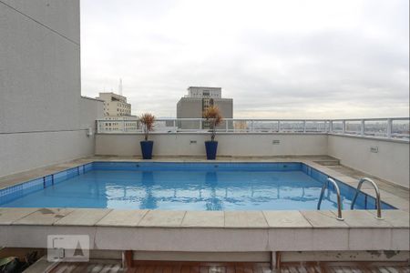 Studio à venda com 29m², 1 quarto e sem vagaÁrea comum - Piscina