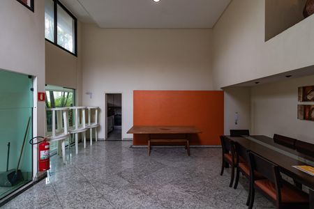 Apartamento à venda com 204m², 2 quartos e 3 vagas Apartamento à venda com 204m², 2 quartos e 3 vagasÁrea comum