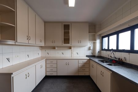 Apartamento à venda com 204m², 2 quartos e 3 vagas Apartamento à venda com 204m², 2 quartos e 3 vagasCozinha