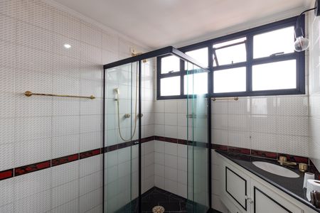 Apartamento à venda com 204m², 2 quartos e 3 vagas Apartamento à venda com 204m², 2 quartos e 3 vagasBanheiro social