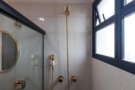 Apartamento à venda com 204m², 2 quartos e 3 vagas Apartamento à venda com 204m², 2 quartos e 3 vagasBanheiro social 2