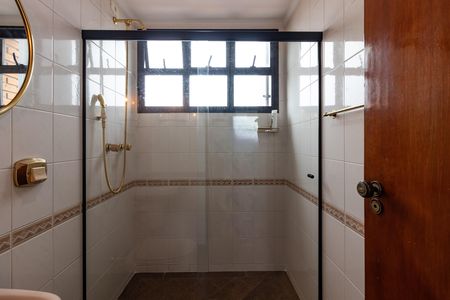 Apartamento à venda com 204m², 2 quartos e 3 vagas Apartamento à venda com 204m², 2 quartos e 3 vagasBanheiro social 2