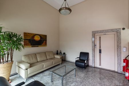 Apartamento à venda com 204m², 2 quartos e 3 vagas Apartamento à venda com 204m², 2 quartos e 3 vagasÁrea comum