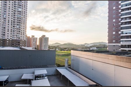 Vista da Varanda de apartamento à venda com 2 quartos, 72m² em Tamboré, Barueri