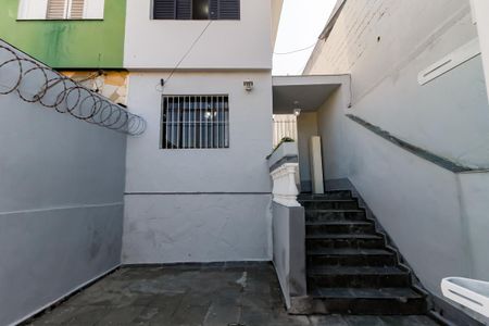 Garagem / Fachada de casa para alugar com 3 quartos, 120m² em Jardim Bom Tempo, Taboão da Serra