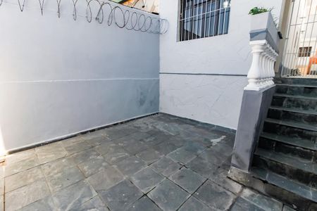 Garagem de casa para alugar com 3 quartos, 120m² em Jardim Bom Tempo, Taboão da Serra