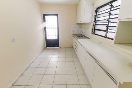 Cozinha - Armários de casa para alugar com 3 quartos, 120m² em Jardim Bom Tempo, Taboão da Serra