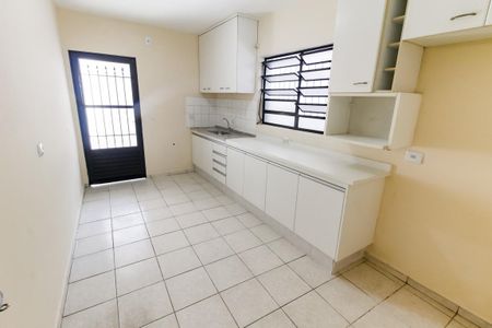 Casa para alugar com 120m², 3 quartos e 1 vaga Casa para alugar com 120m², 3 quartos e 1 vagaCozinha