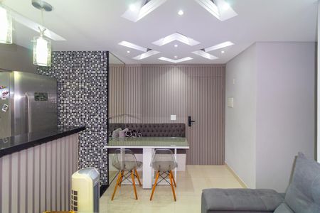 Sala de apartamento à venda com 2 quartos, 47m² em Vila Antonieta, São Paulo