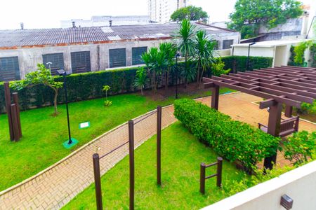 Vista de apartamento à venda com 2 quartos, 47m² em Vila Antonieta, São Paulo