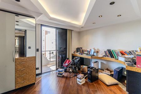 Apartamento à venda com 195m², 3 quartos e 3 vagas Apartamento à venda com 195m², 3 quartos e 3 vagasSuíte 1
