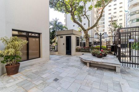 Apartamento à venda com 195m², 3 quartos e 3 vagas Apartamento à venda com 195m², 3 quartos e 3 vagasPortaria