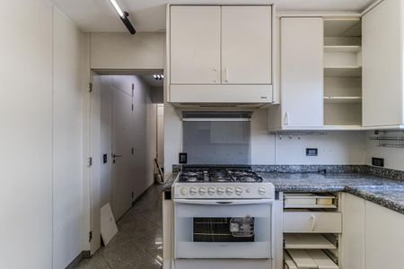 Apartamento à venda com 195m², 3 quartos e 3 vagas Apartamento à venda com 195m², 3 quartos e 3 vagasCozinha
