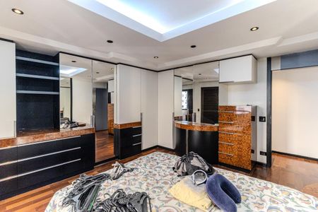 Apartamento à venda com 195m², 3 quartos e 3 vagas Apartamento à venda com 195m², 3 quartos e 3 vagasSuíte 3