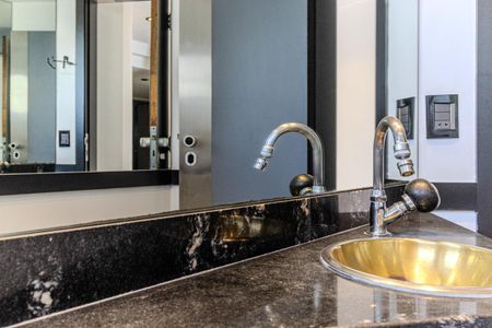 Apartamento à venda com 195m², 3 quartos e 3 vagas Apartamento à venda com 195m², 3 quartos e 3 vagasLavabo