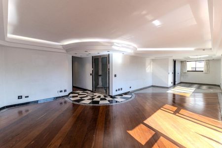 Apartamento à venda com 195m², 3 quartos e 3 vagas Apartamento à venda com 195m², 3 quartos e 3 vagasSala