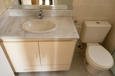 Banheiro de apartamento para alugar com 1 quarto, 54m² em Chácara Santo Antônio (zona Sul), São Paulo