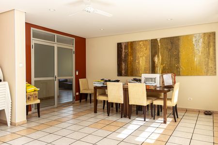 Apartamento para alugar com 54m², 1 quarto e 1 vaga Apartamento para alugar com 54m², 1 quarto e 1 vagaÁrea comum - Salão de festas