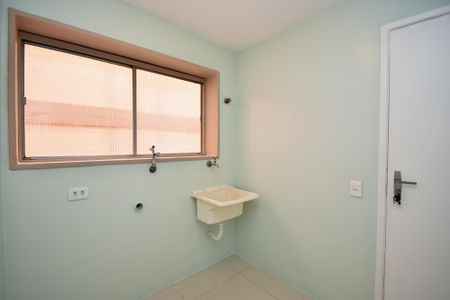 Apartamento para alugar com 110m², 3 quartos e 1 vaga Apartamento para alugar com 110m², 3 quartos e 1 vagaLavanderia
