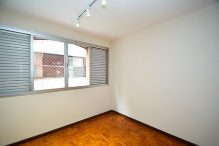 Apartamento para alugar com 110m², 3 quartos e 1 vaga Apartamento para alugar com 110m², 3 quartos e 1 vagaQuarto 2