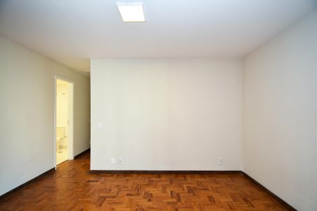 Apartamento para alugar com 110m², 3 quartos e 1 vaga Apartamento para alugar com 110m², 3 quartos e 1 vagaSuíte